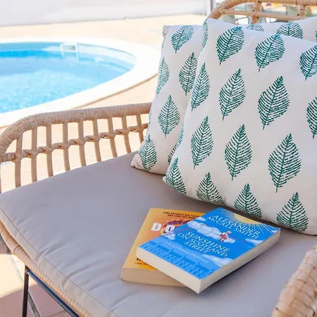 Abel - Espacosa Com Bbq E Piscina Em * Albufeira