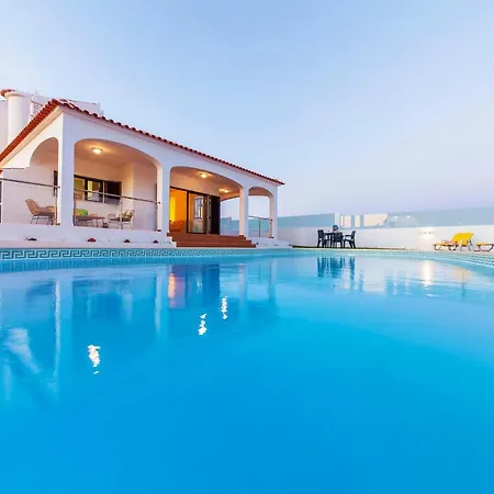 Villa Abel - Espacosa Com Bbq E Piscina Em Albufeira