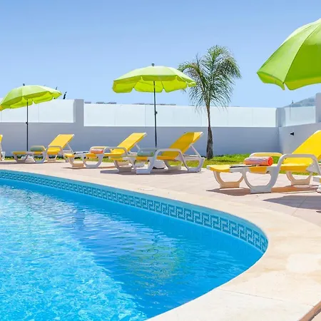 Villa Abel - Espacosa Com Bbq E Piscina Em *