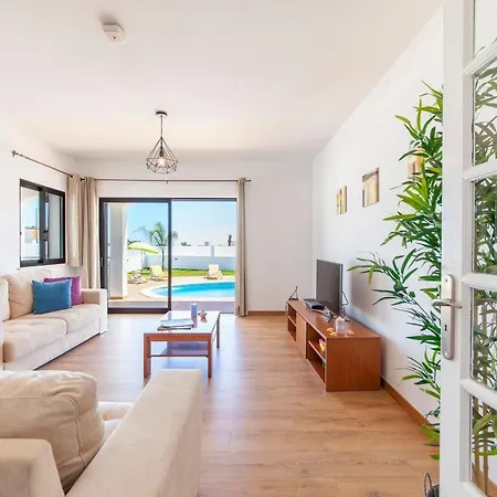 Villa Abel - Espacosa Com Bbq E Piscina Em Albufeira