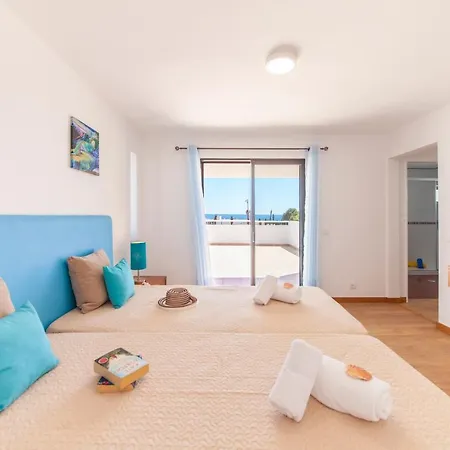 Abel - Espacosa Com Bbq E Piscina Em Albufeira