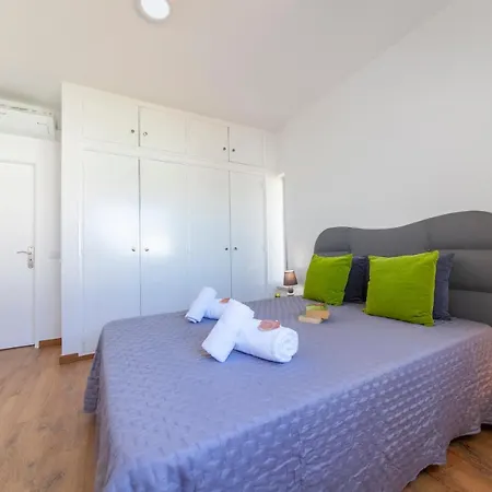 Villa Abel - Espacosa Com Bbq E Piscina Em Albufeira