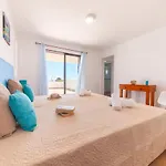 Villa Abel - Villa Espacosa Com Bbq E Piscina Em Albufeira Villa *